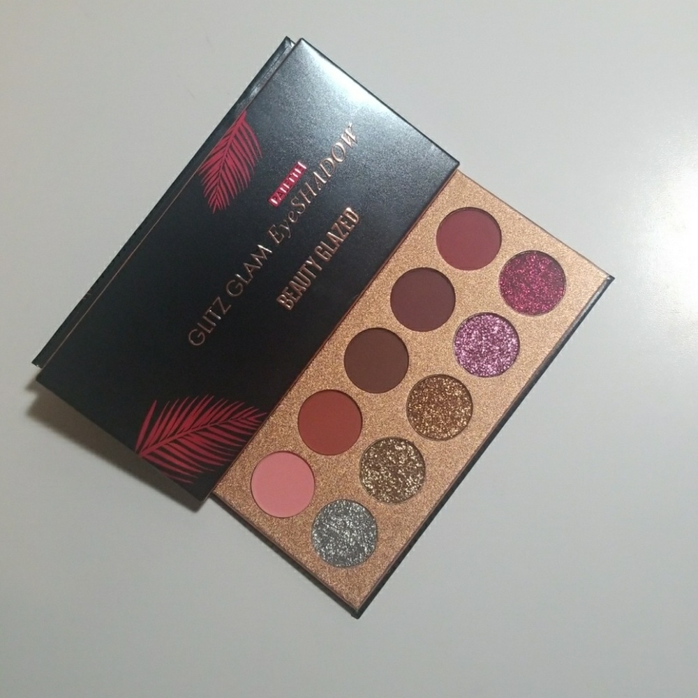 Beauty Glazed Eyeshadow palette